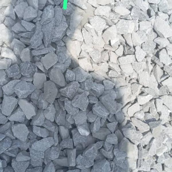 1" Granite Chippings (No. 5 Size) – For Decking, German Floor & Heavy Casting